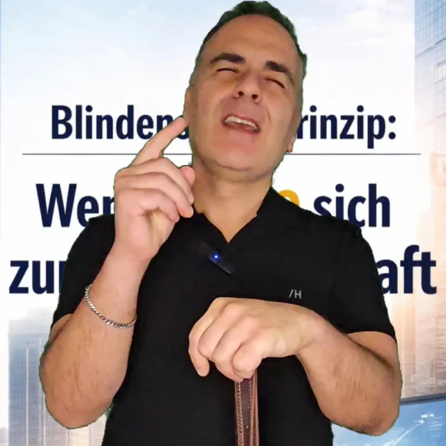 Die Krise war nicht meine Stärke. Was ich daraus gemacht habe, schon. In meiner Krise hatte ich das Gefühl, meine Stärke verloren zu haben. Was mir geholfen hat: meine Realität anders wahrzunehmen, sie zu akzeptieren, anzunehmen – und wieder in Bewegung zu kommen. 
Hashtags #BlindenstockPrinzip #Krise #Orientierung #Transformation #Klarrheit #Krisenorientierung#KrisenTransformation #Krisenmanagement #Unternehmensführung